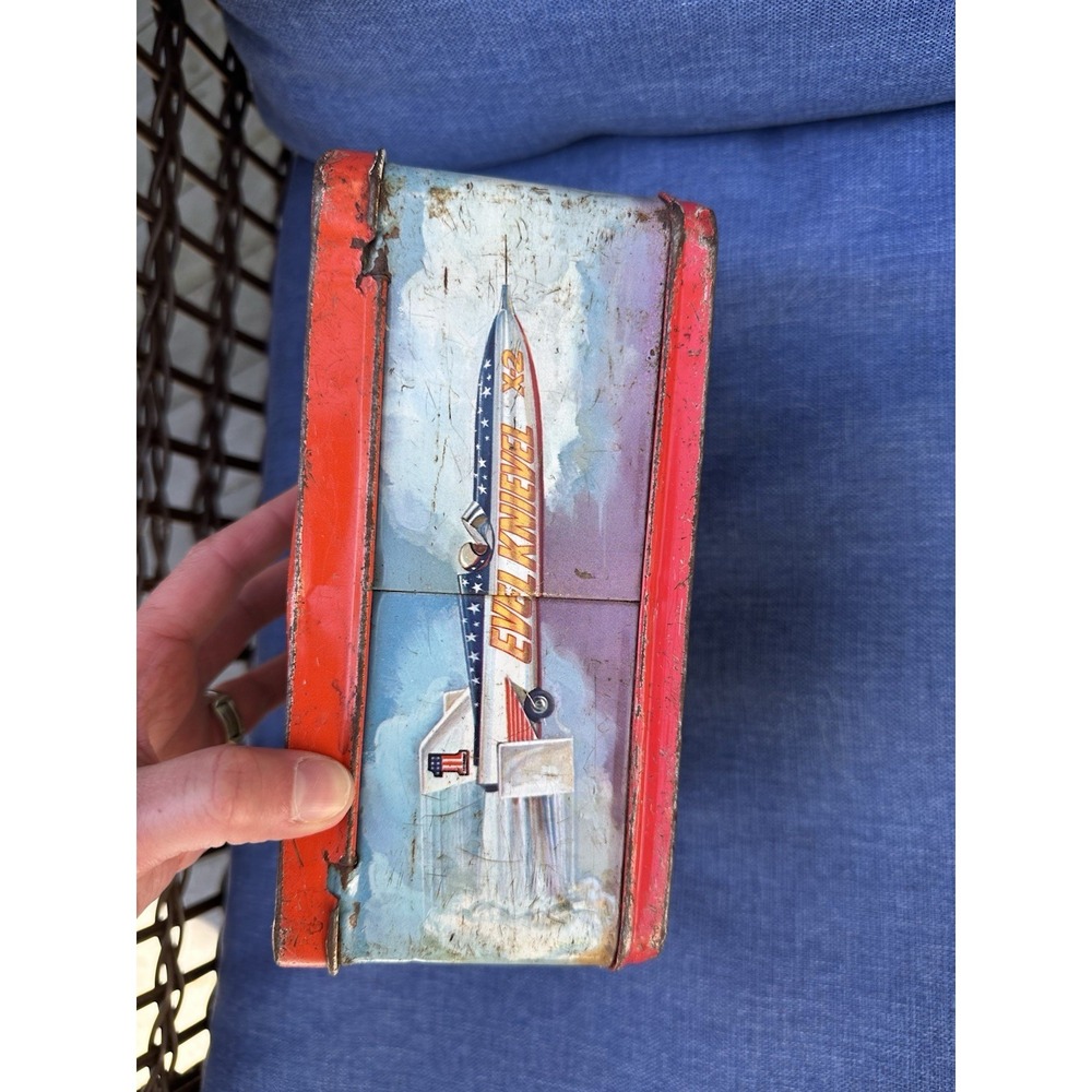 Vintage Evil Knievel 1974 Lunchbox WITH THERMOS - Picture 6 of 15